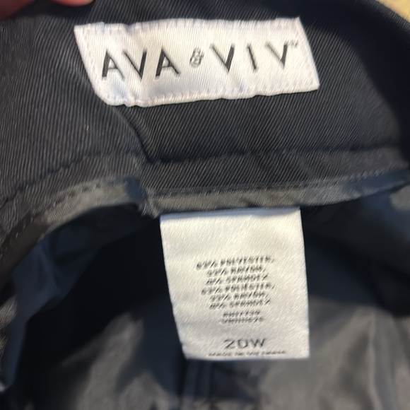 NWT Ava and Viv ankle slacks, size 20 W - Picture 5 of 5